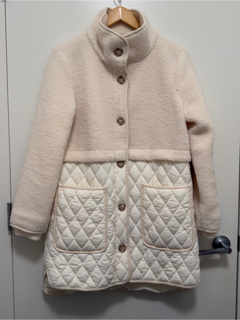Ann Taylor Loft Quilted Sherpa Mixed-Media Coat Size Small S Winter Jacket